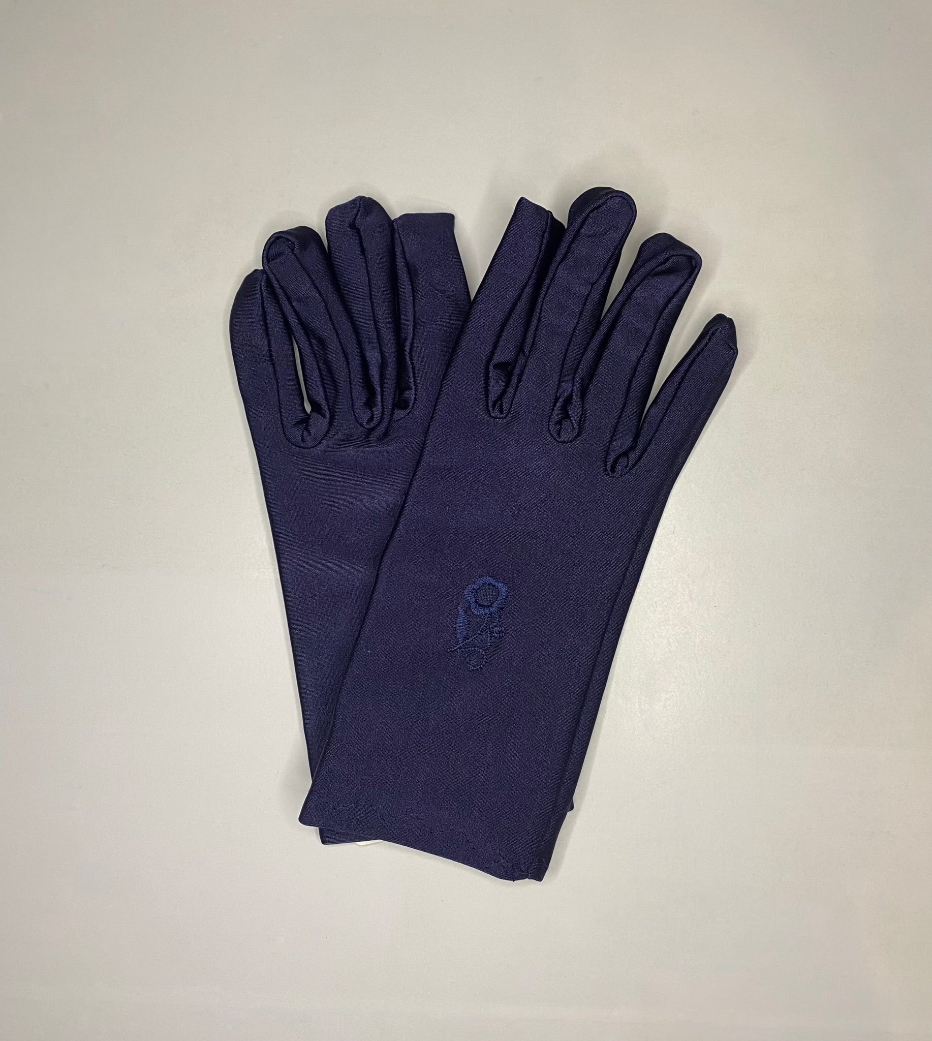 Short gloves